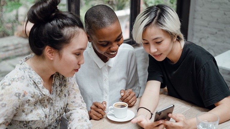 WhatsApp Business app: How to manage customers and drive sales