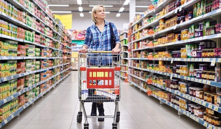 Selling to supermarkets: How to find and pitch supermarket buyers with your product