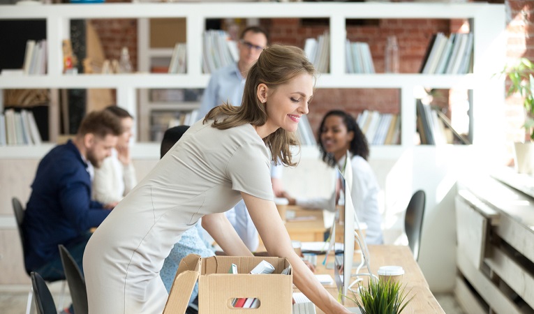 How to prepare an onboarding process for your first employee